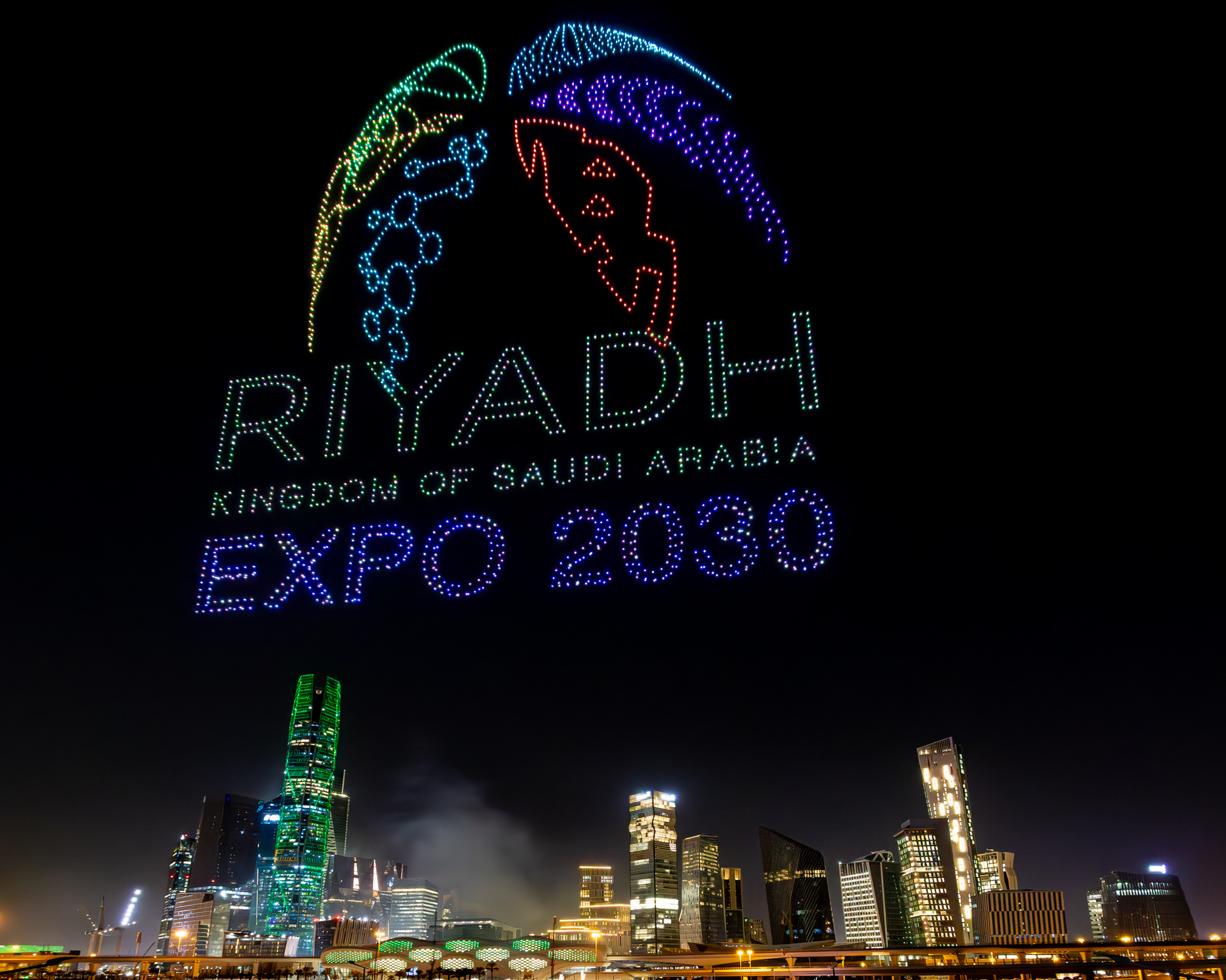 2023 11 RIYADH EXPO NICOLAS CHAVANCE GROUPE FR5B_6728-Avec accentuation-BruitLQ